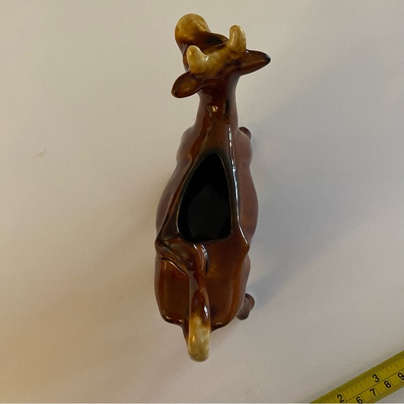 Cow creamer! Beautiful glazed pottery look. Unmarked. No chips or cracks. - Picture 6 of 10